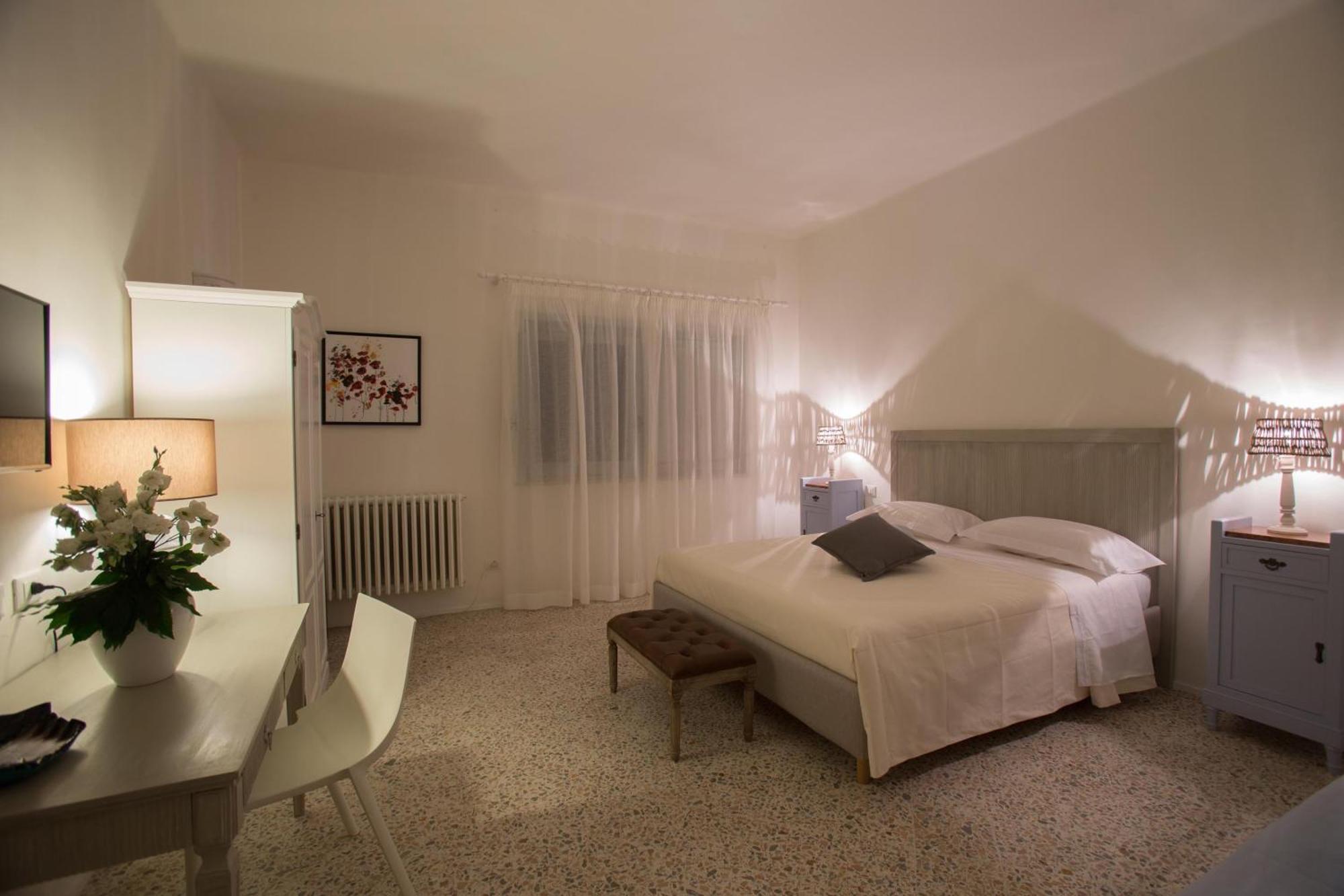 Bed and Breakfast Li Pappi Antico Casale à Galatina Chambre photo