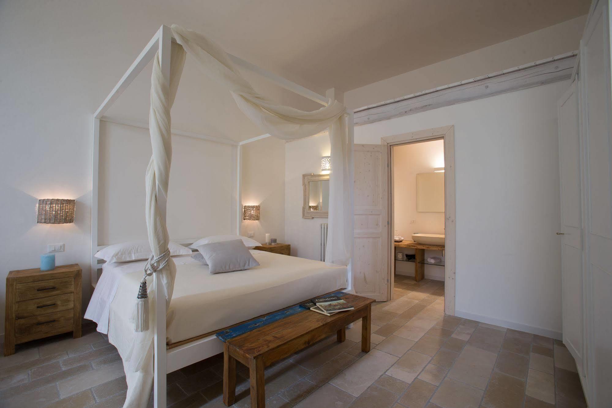 Bed and Breakfast Li Pappi Antico Casale à Galatina Extérieur photo
